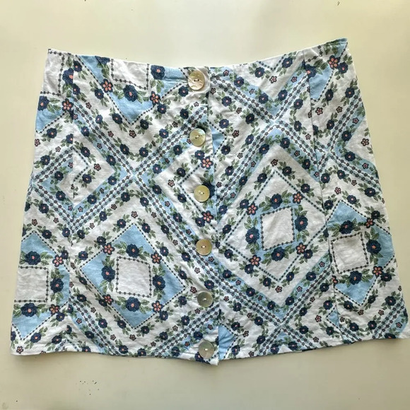 Tularosa Vanessa Mini Floral Skirt size Medium - Picture 1 of 8